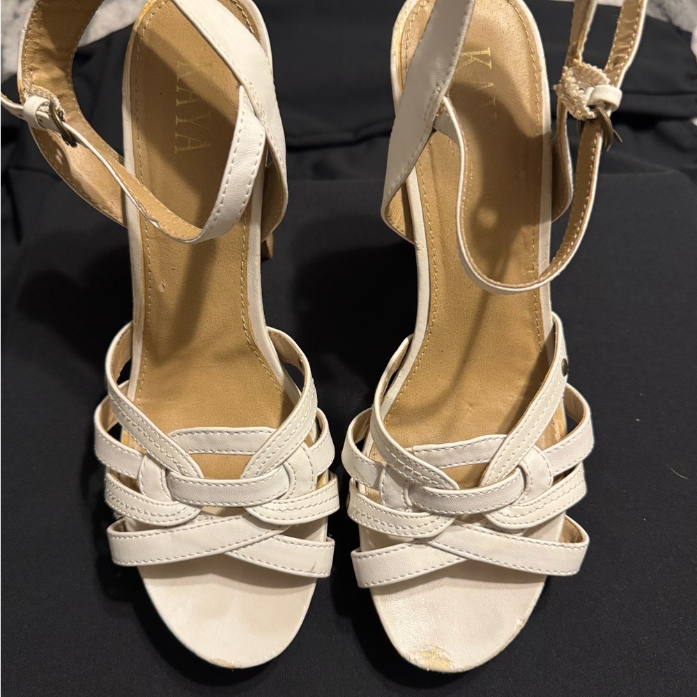 Elegant White Strappy Sandals by Neutralizer